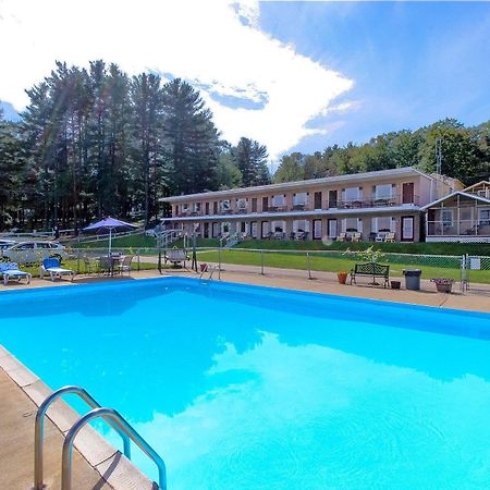 Half Moon Motel & Cottages Weirs Beach Eksteriør bilde