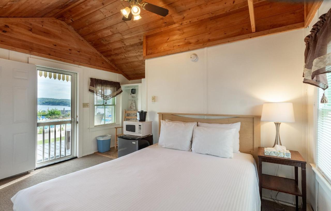 Half Moon Motel & Cottages Weirs Beach Eksteriør bilde