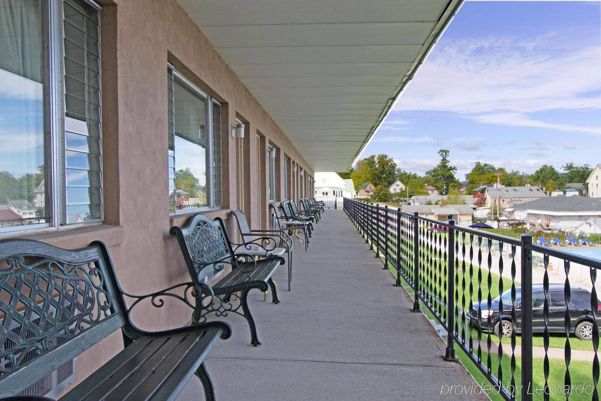 Half Moon Motel & Cottages Weirs Beach Eksteriør bilde